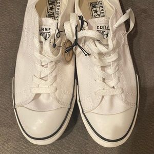 COPY - NWT Converse White Canvas shoe size 8.5, walking, casual, work, job, com…
